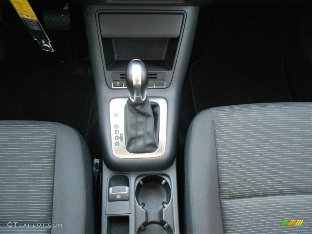 2012 Tiguan S - Deep Black Metallic / Black photo #18