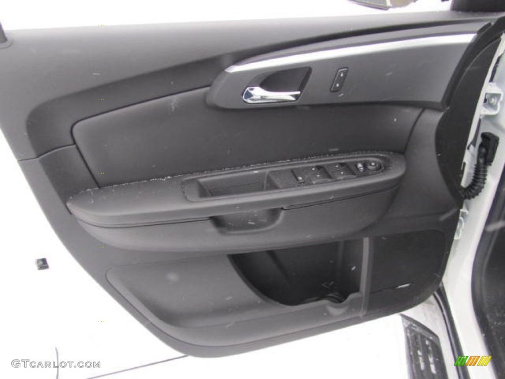 2012 Traverse LT AWD - White / Ebony photo #7