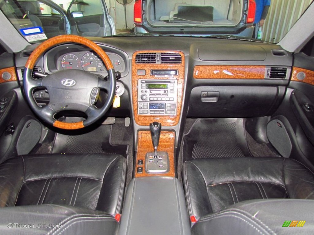 2005 XG350 L - Powder White Pearl / Black photo #13