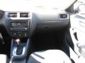 Candy White - Jetta SE Sedan Photo No. 15