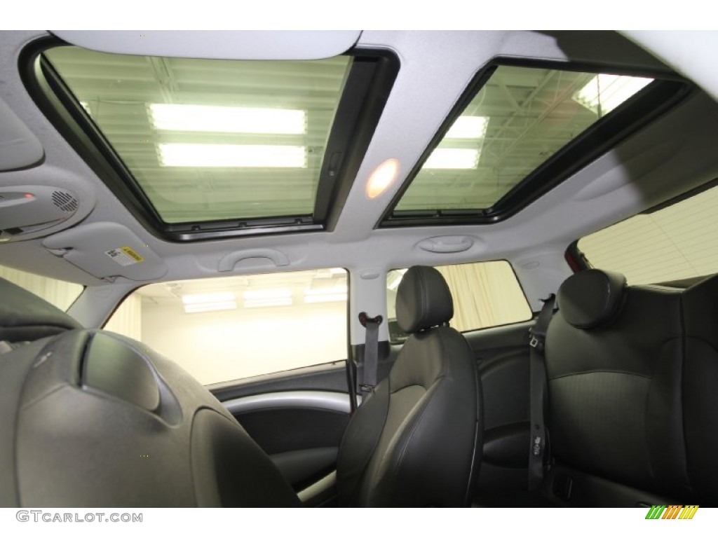 2009 Cooper S Hardtop - Chili Red / Checkered Carbon Black/Black photo #32