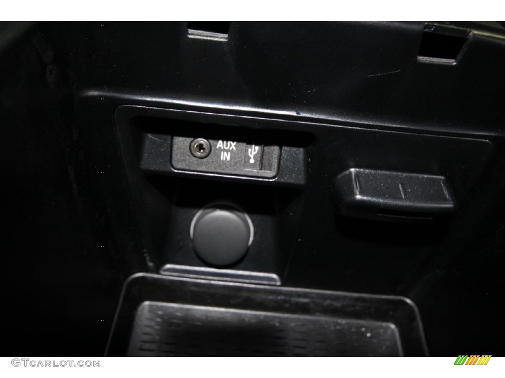 2011 X5 xDrive 35d - Black Sapphire Metallic / Black photo #31
