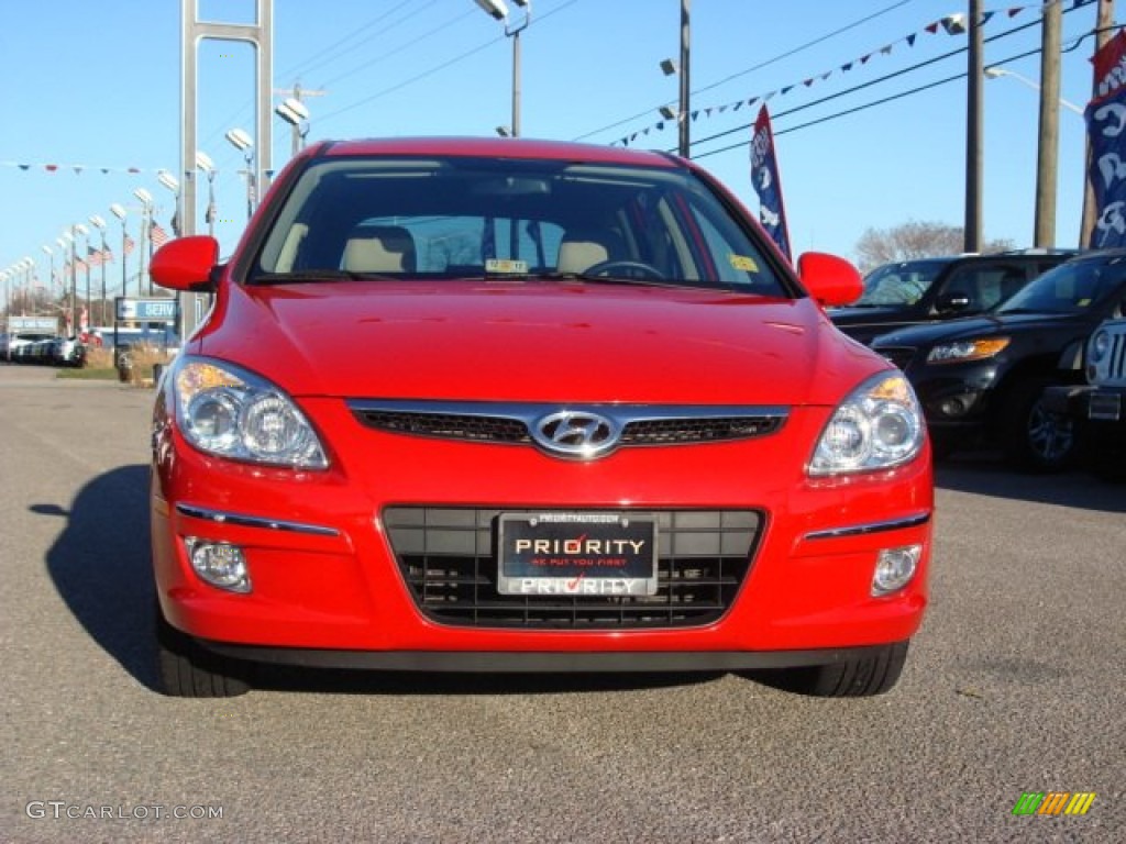 2009 Elantra Touring - Chilipepper Red / Beige photo #8