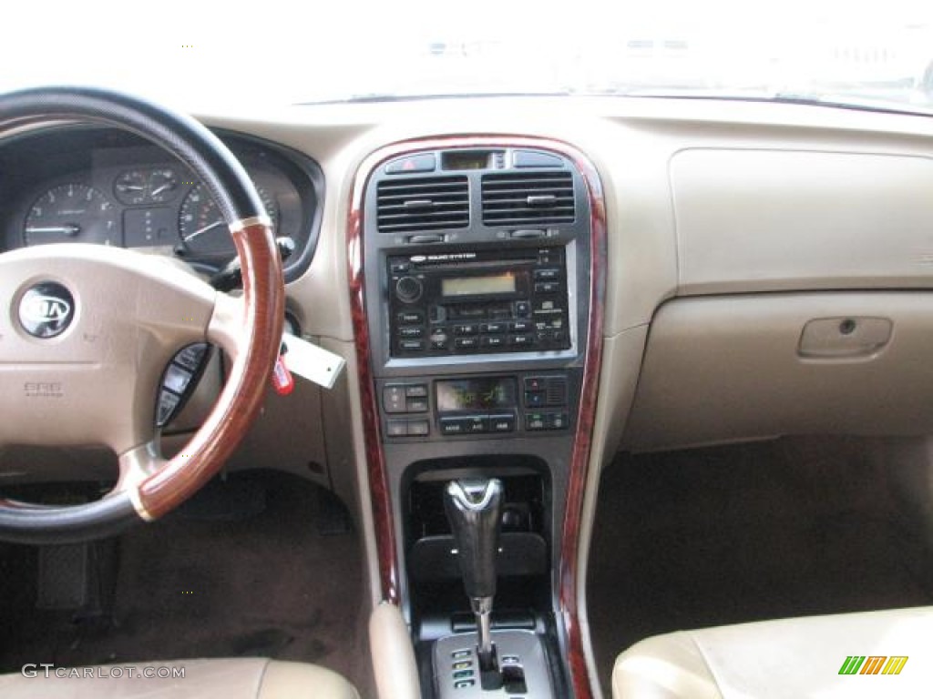 2004 Optima EX - Pearl White / Beige photo #14