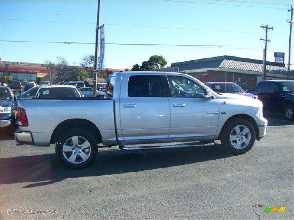 2010 Ram 1500 SLT Crew Cab 4x4 - Brilliant Black Crystal Pearl / Dark Slate/Medium Graystone photo #2