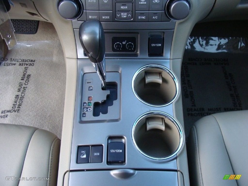 2010 Toyota Highlander SE 4WD Transmission Photos