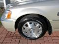 2004 Acura RL 3.5 Wheel and Tire Photo