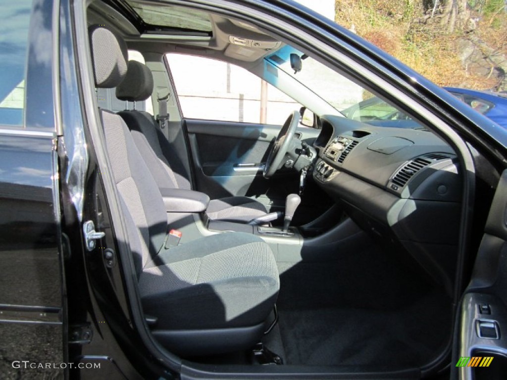 2004 Camry SE V6 - Black / Dark Charcoal photo #17