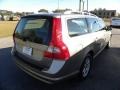 2008 Seashell Metallic Volvo V70 3.2  photo #14