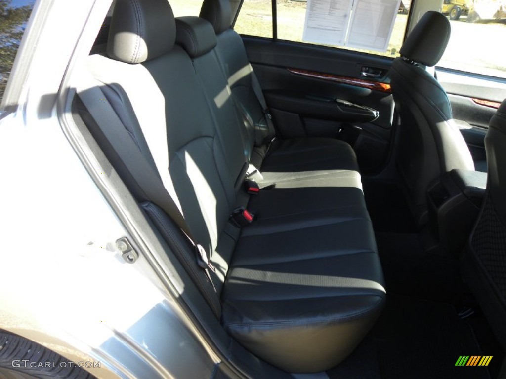 2011 Outback 2.5i Limited Wagon - Graphite Gray Metallic / Warm Ivory photo #11
