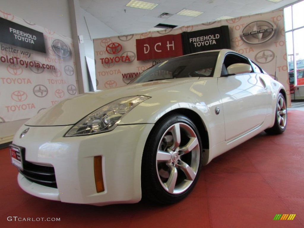 Pikes Peak White Pearl Nissan 350Z