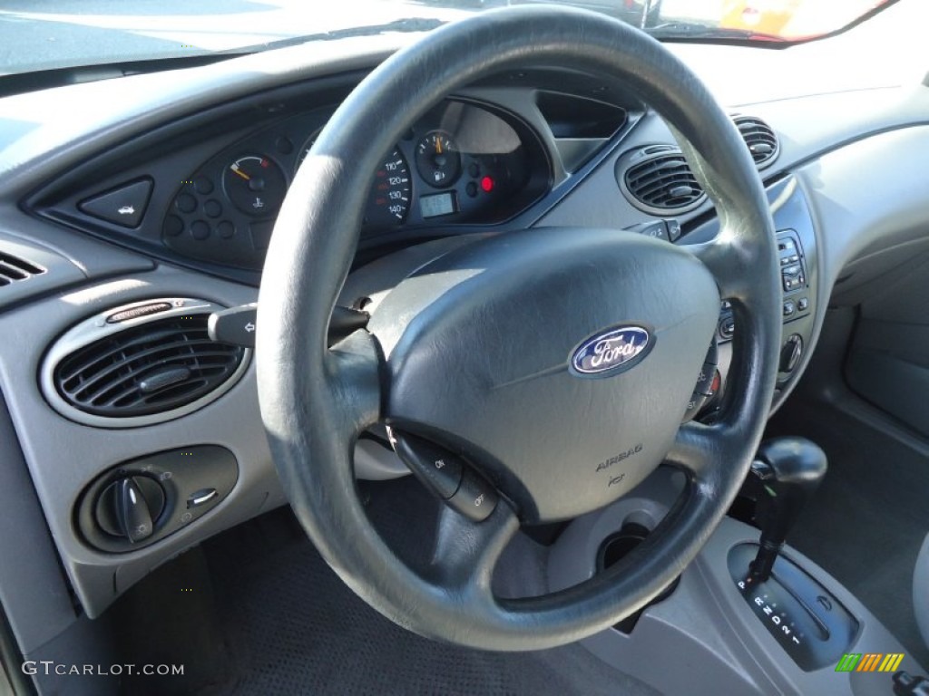 2002 Ford Focus SE Wagon Medium Graphite Steering Wheel Photo #59089022