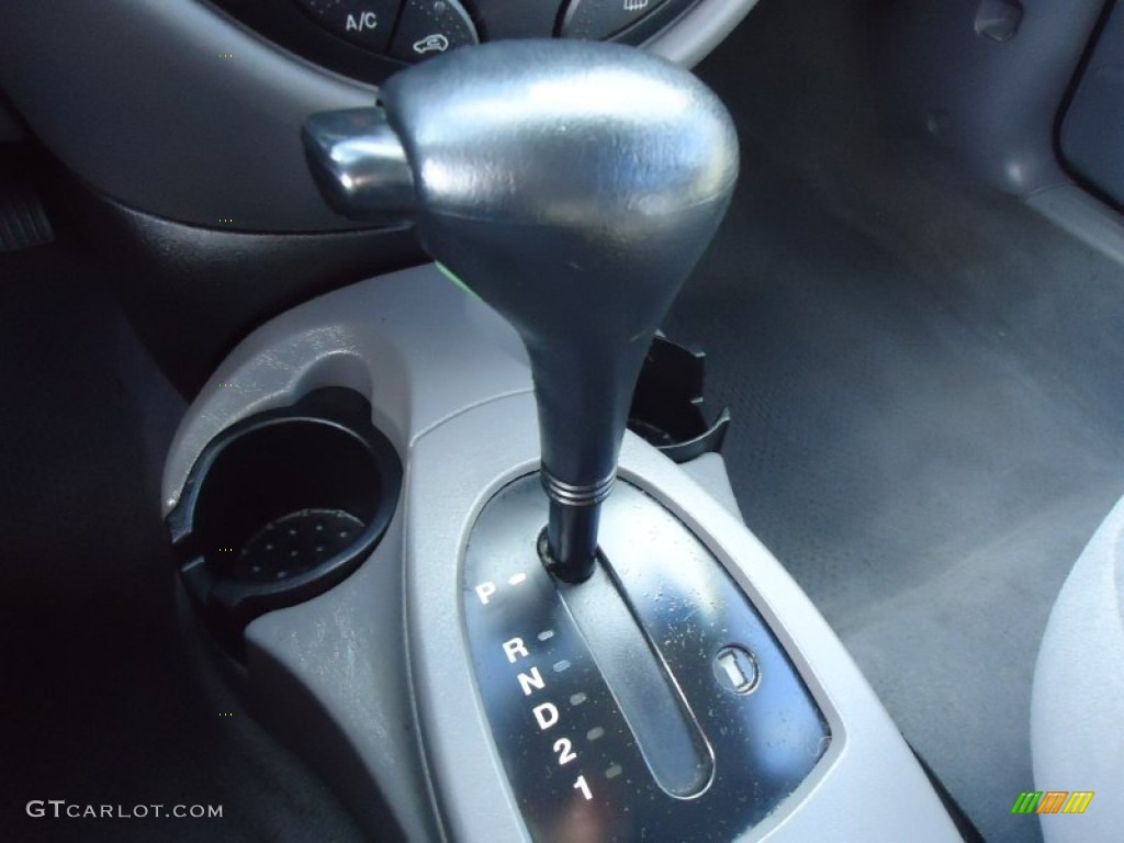 2002 Ford Focus SE Wagon 4 Speed Automatic Transmission Photo #59089159