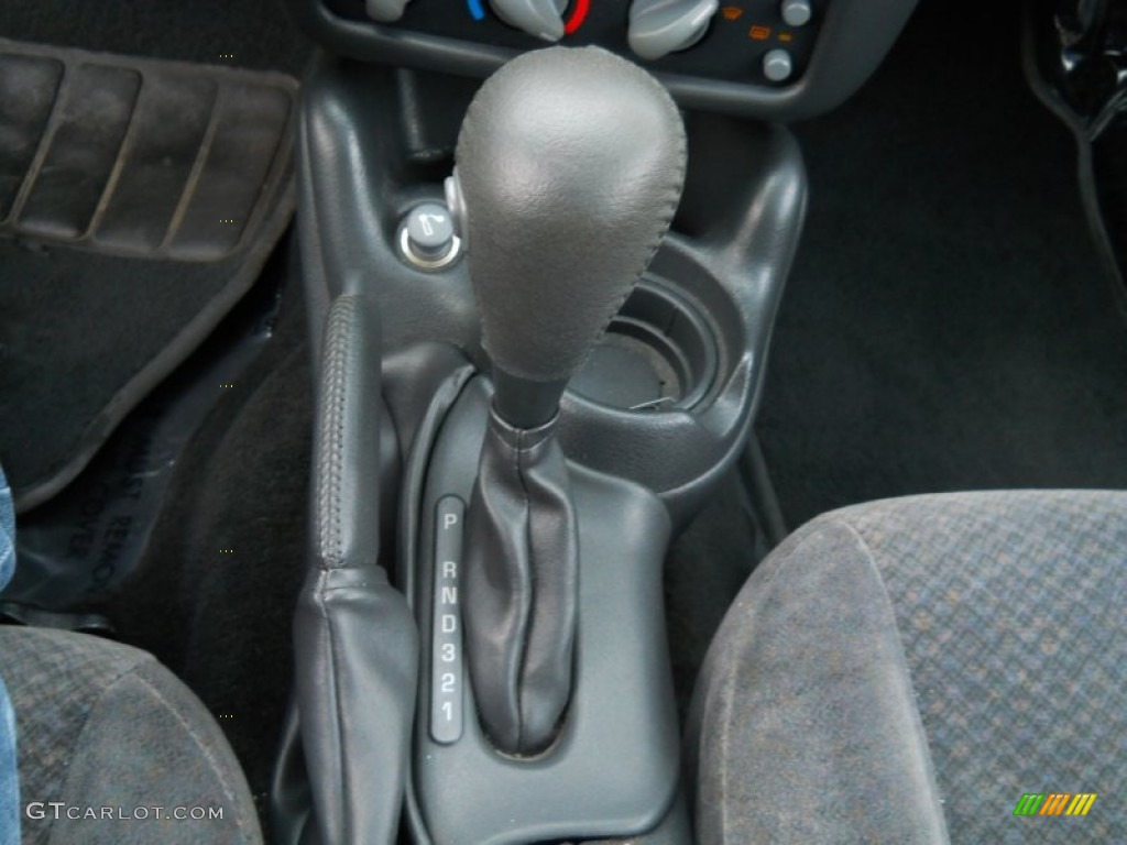 1997 Sunfire GT Coupe - Bright Red / Graphite photo #11