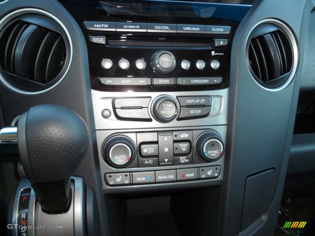 2012 Honda Pilot EX-L 4WD Controls Photo #59090011