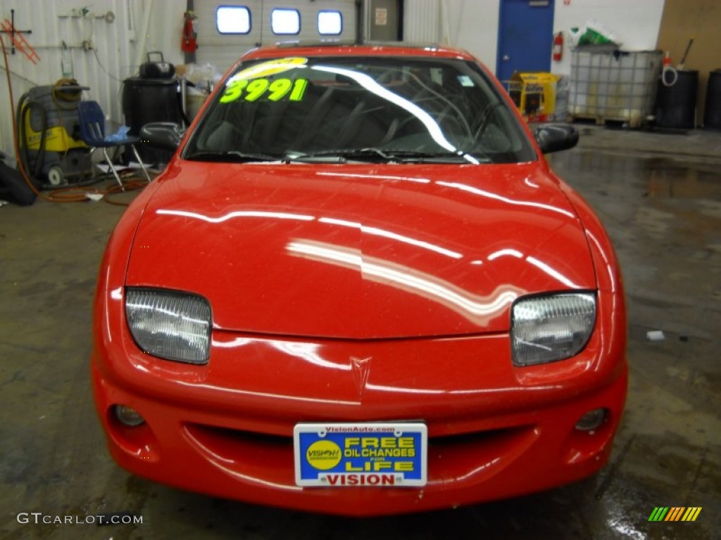 1997 Sunfire GT Coupe - Bright Red / Graphite photo #18