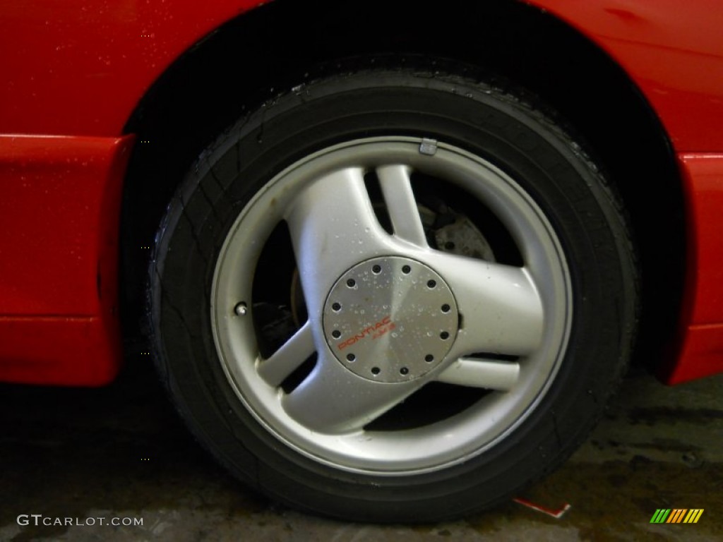 1997 Sunfire GT Coupe - Bright Red / Graphite photo #24