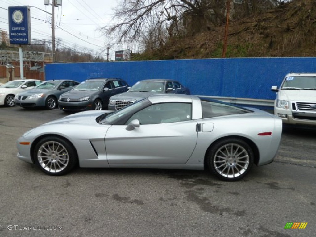 Blade Silver Metallic 2009 Chevrolet Corvette Coupe Exterior Photo #59090399