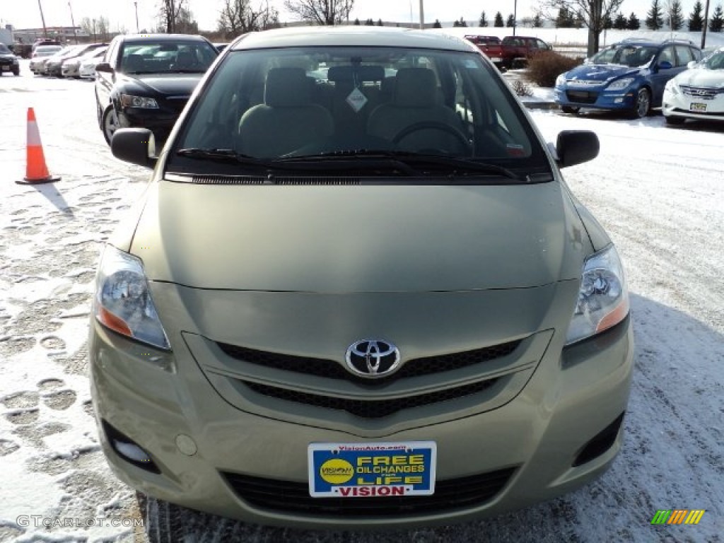 2008 Yaris S Sedan - Olive Mist Metallic / Bisque photo #12