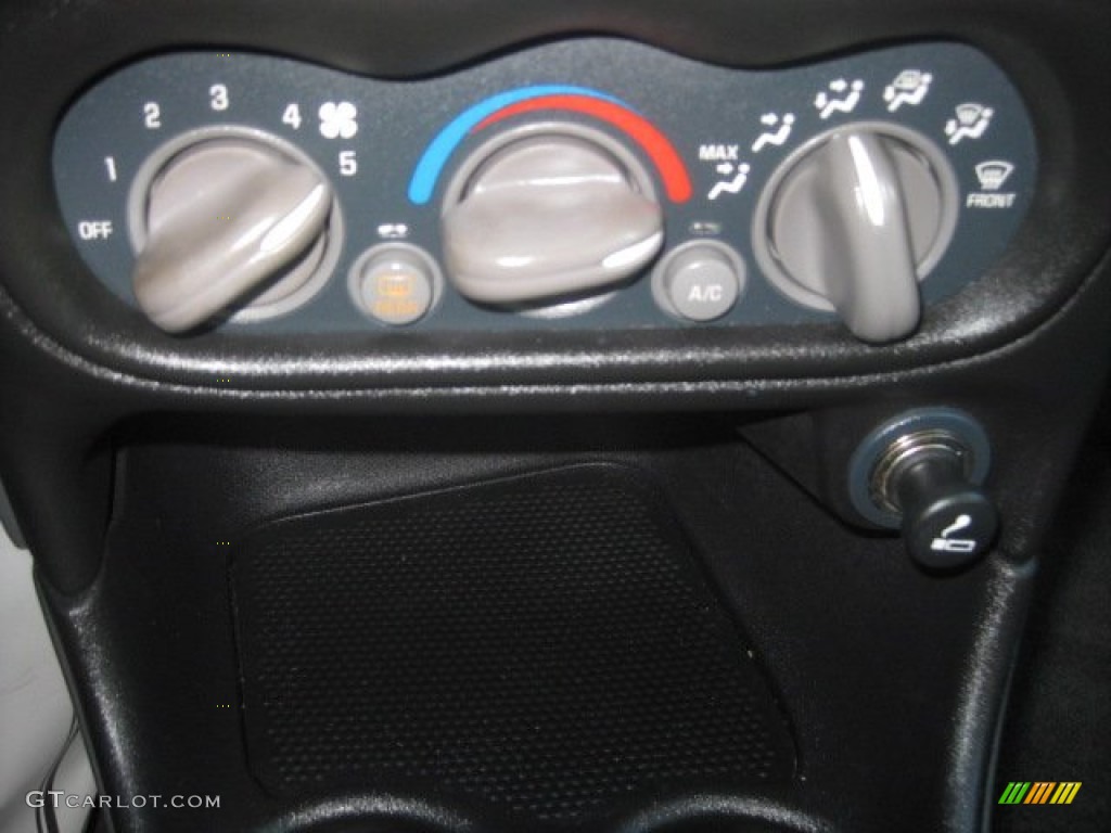 2003 Grand Am GT Sedan - Fusion Orange Metallic / Dark Pewter photo #28