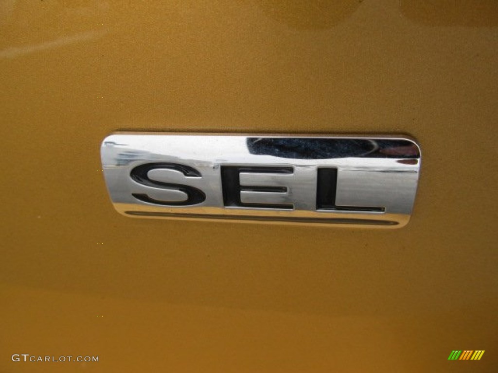 2009 Ford Focus SEL Sedan Marks and Logos Photos