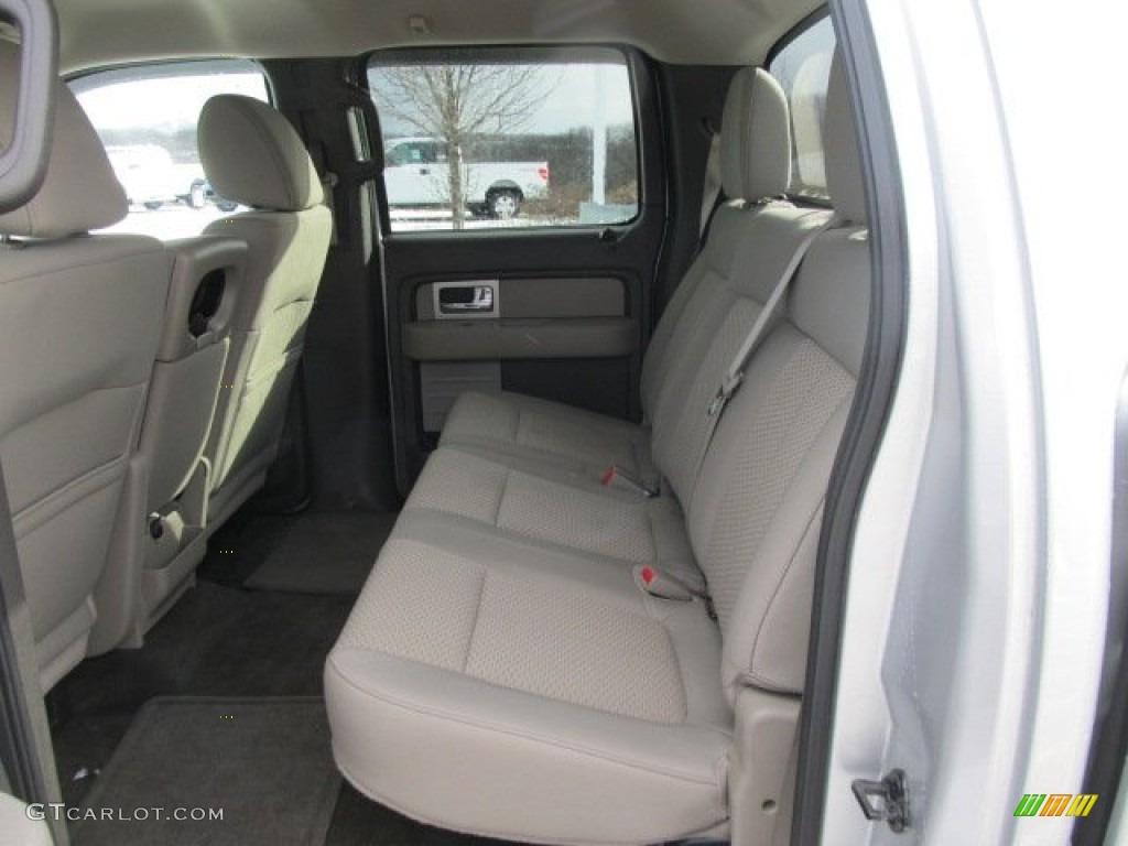 2010 F150 XLT SuperCrew 4x4 - Ingot Silver Metallic / Medium Stone photo #11