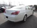 Blizzard White Pearl - Avalon XLS Photo No. 10