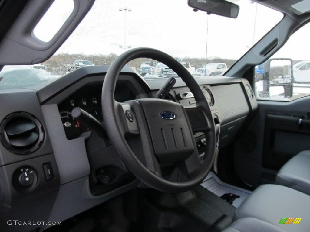 2012 F250 Super Duty XL SuperCab 4x4 - Oxford White / Steel photo #13