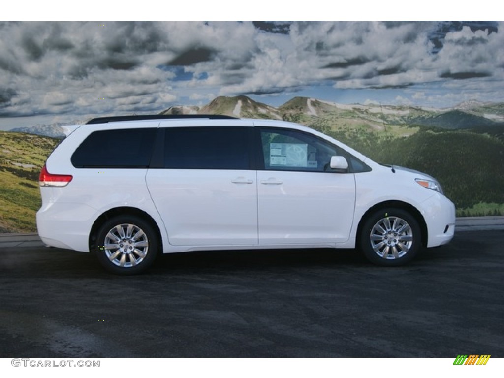 2012 Sienna LE AWD - Super White / Bisque photo #2