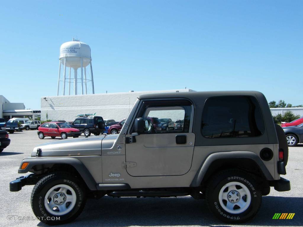 2006 Wrangler Sport 4x4 Right Hand Drive - Light Khaki Metallic / Khaki photo #2