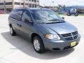 2007 Magnesium Pearl Dodge Grand Caravan SE  photo #4