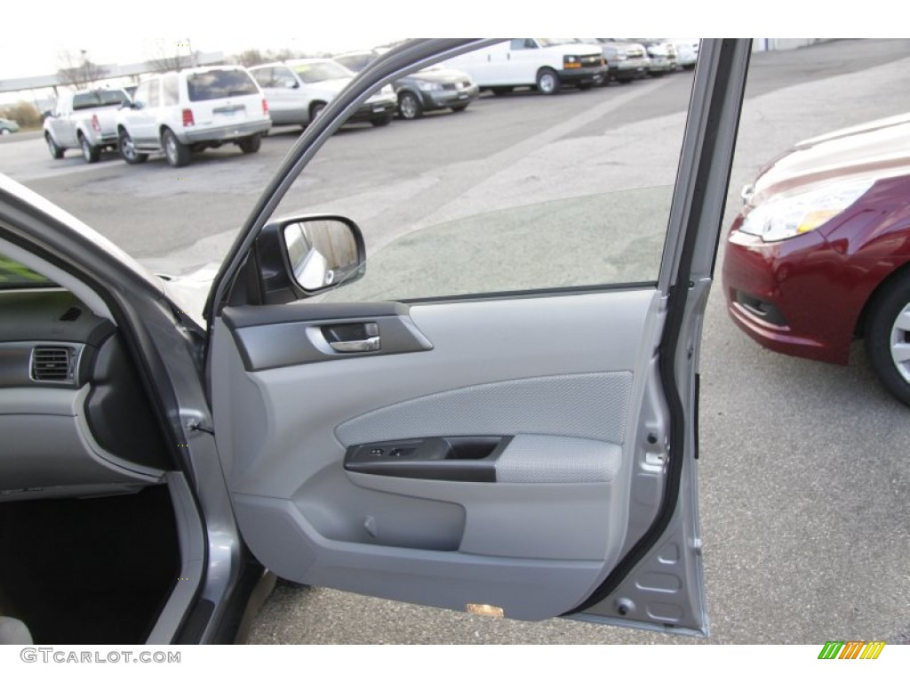 2011 Subaru Forester 2.5 X Premium Platinum Door Panel Photo #59106857