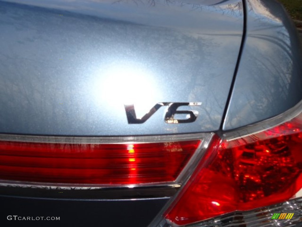 2012 Honda Accord EX V6 Sedan Marks and Logos Photos