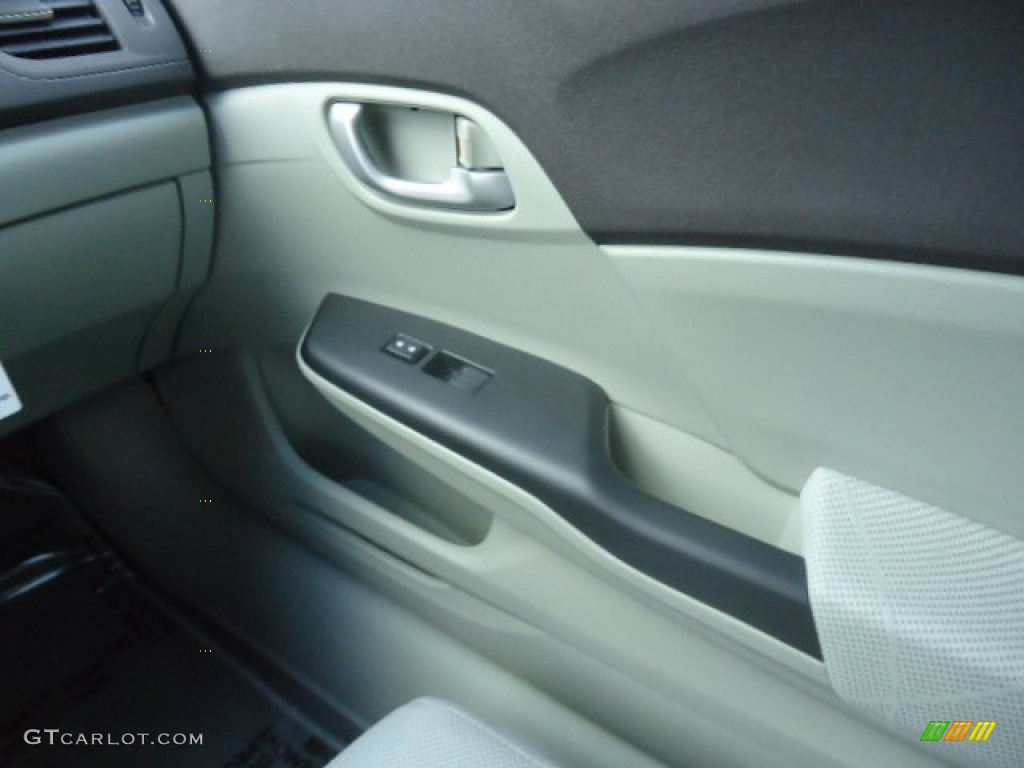 2012 Civic LX Sedan - Taffeta White / Gray photo #31