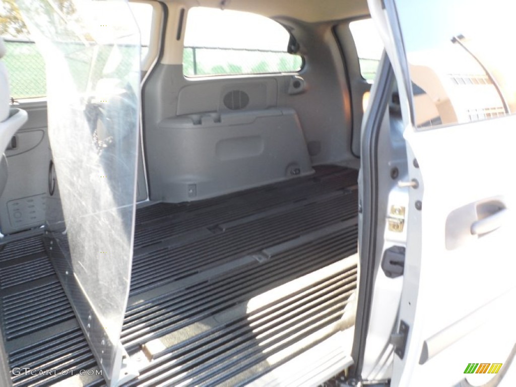 2005 Dodge Grand Caravan C-V Trunk Photo #59110148