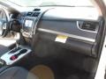 Super White - Camry SE Photo No. 17