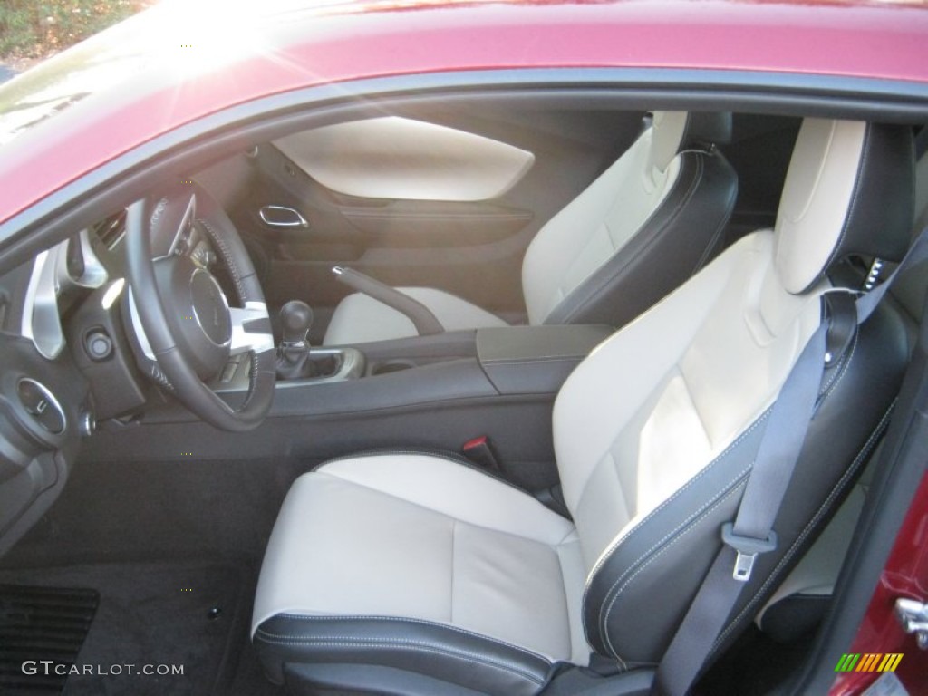 Beige Interior 2011 Chevrolet Camaro LT/RS Coupe Photo #59112350