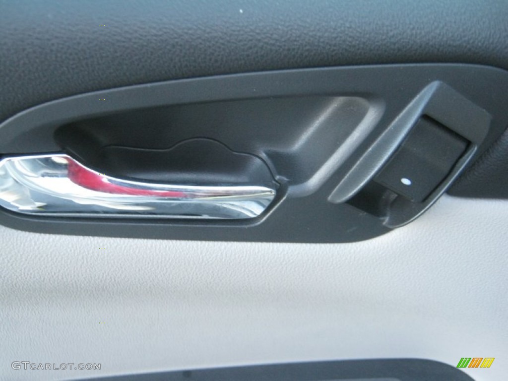 2011 Impala LTZ - Silver Ice Metallic / Neutral photo #18
