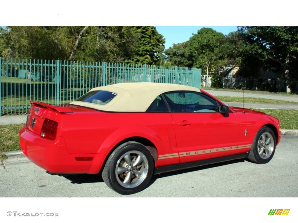 2006 Mustang V6 Premium Convertible - Torch Red / Light Parchment photo #10