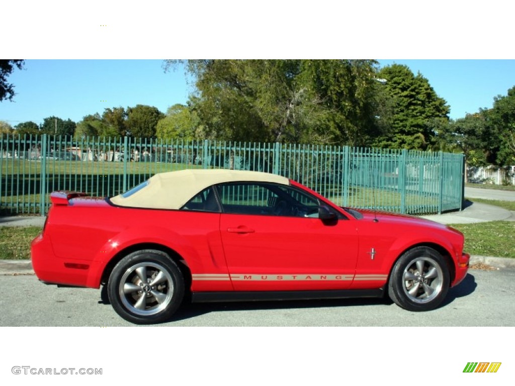 2006 Mustang V6 Premium Convertible - Torch Red / Light Parchment photo #11