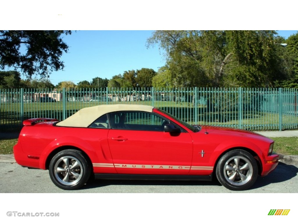 2006 Mustang V6 Premium Convertible - Torch Red / Light Parchment photo #12