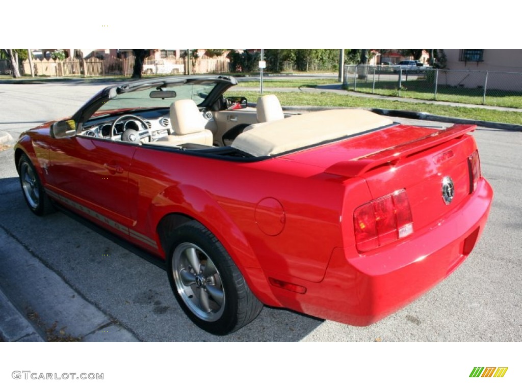 2006 Mustang V6 Premium Convertible - Torch Red / Light Parchment photo #26