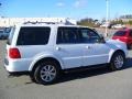 Oxford White - Navigator Luxury 4x4 Photo No. 4