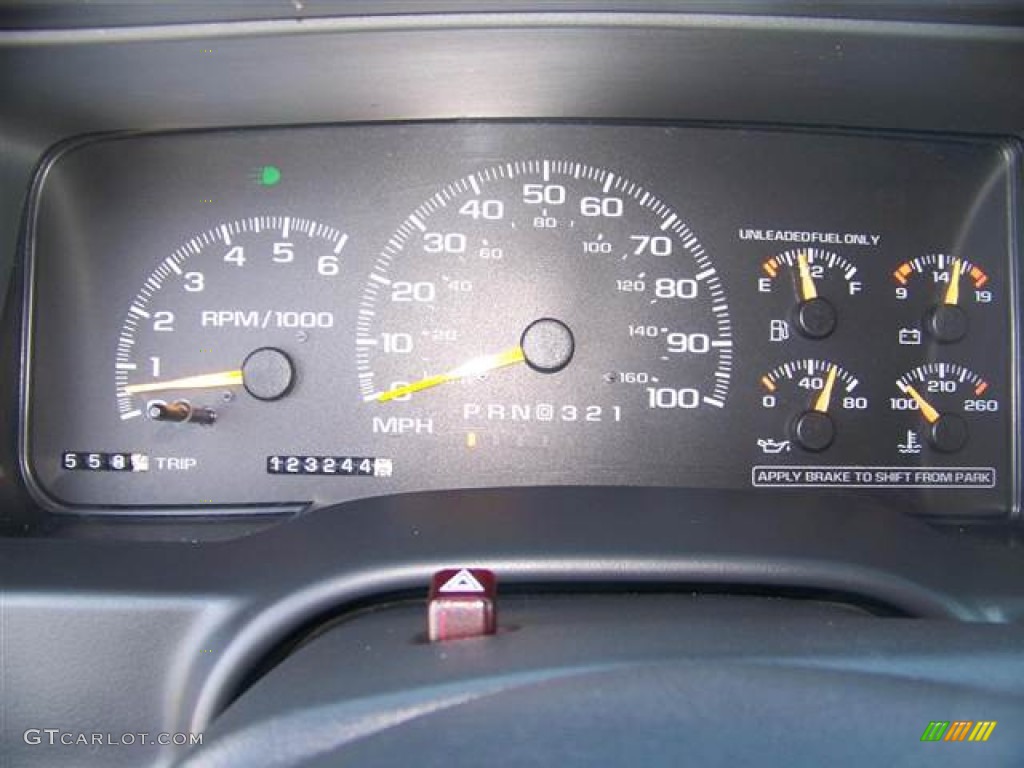 1999 Chevrolet Suburban C1500 LS Gauges Photos