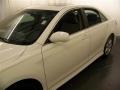 Super White - Camry SE V6 Photo No. 20