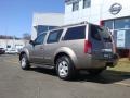 2006 Granite Metallic Nissan Pathfinder SE 4x4  photo #5