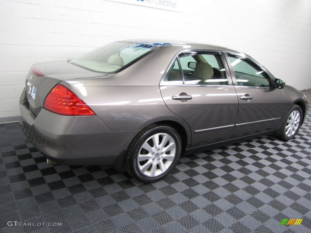2007 Accord LX V6 Sedan - Carbon Bronze Pearl / Ivory photo #4