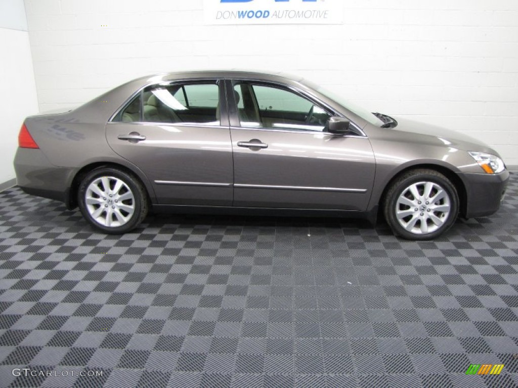 2007 Accord LX V6 Sedan - Carbon Bronze Pearl / Ivory photo #6
