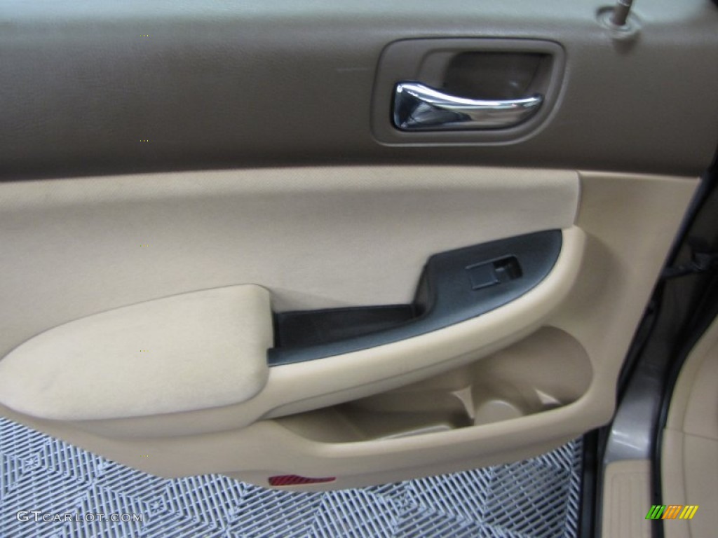 2007 Accord LX V6 Sedan - Carbon Bronze Pearl / Ivory photo #17