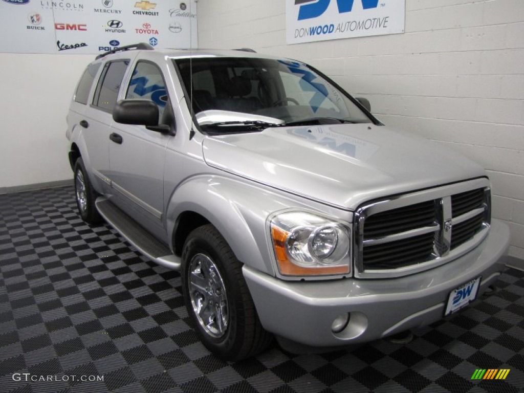 2004 Durango Limited 4x4 - Brilliant Silver Metallic / Medium Slate Gray photo #1